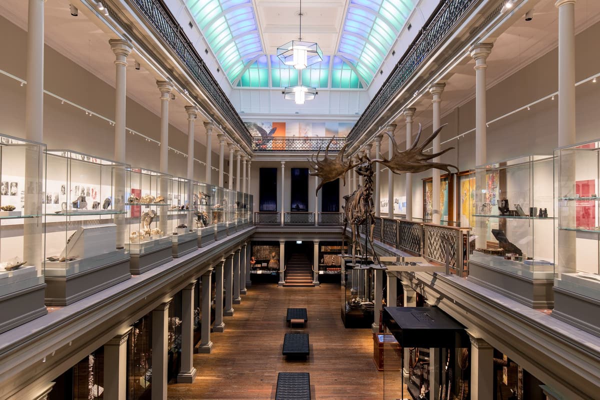 The Long Gallery  The Australian Museum Photographed by  Rosie Hastie Photography