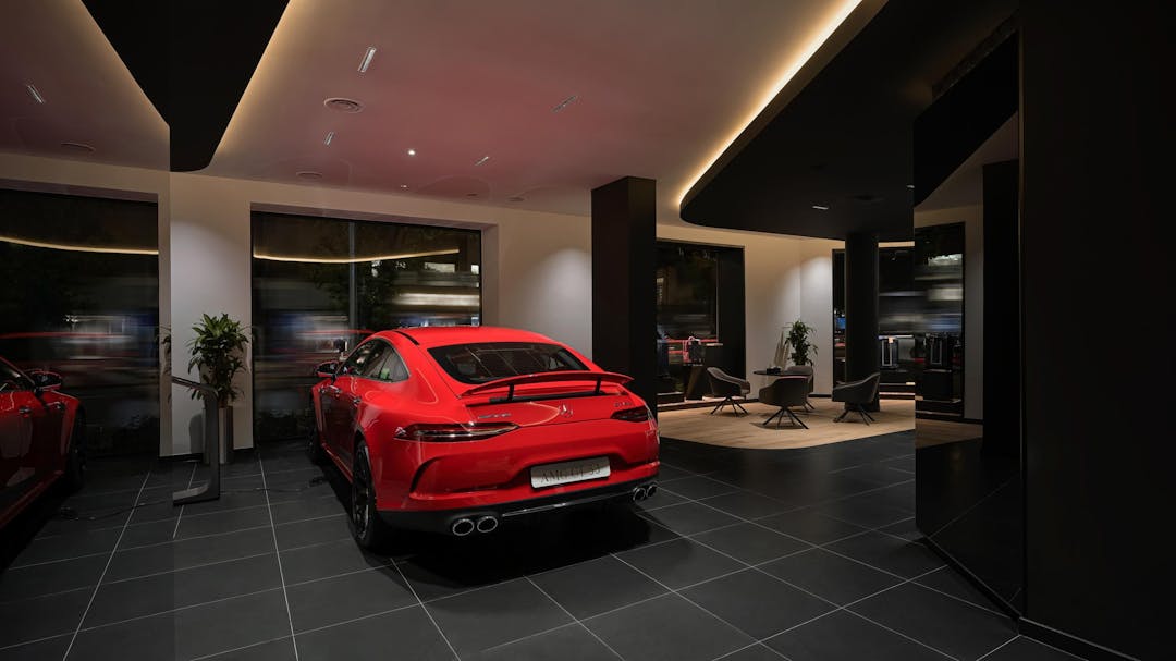 Mercedes showroom 21.jpg